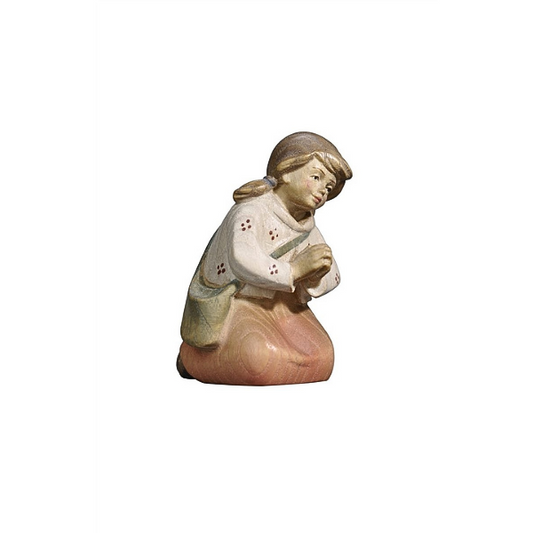 Pema Krippe_holzgeschnitzt_Maedchen betend_color